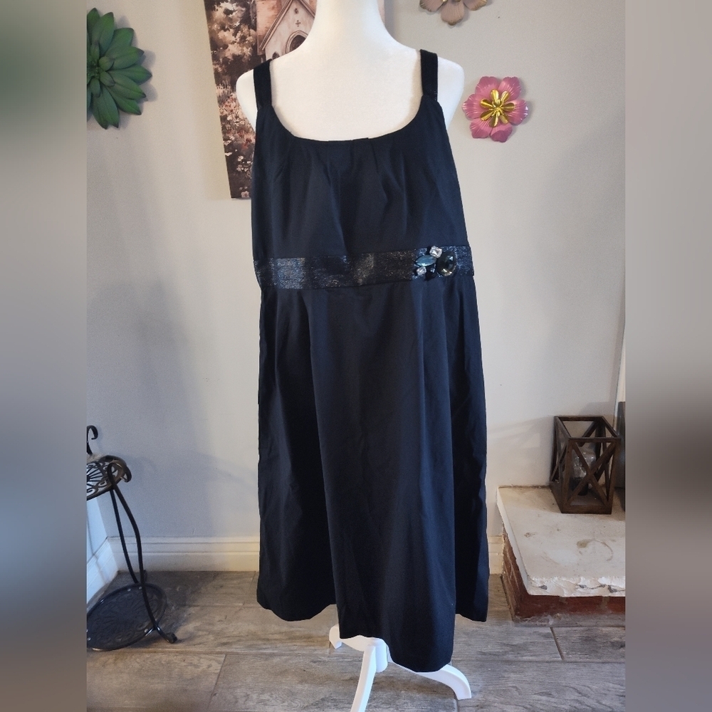 Black Sleeveless Dress with Sequin Detail #246